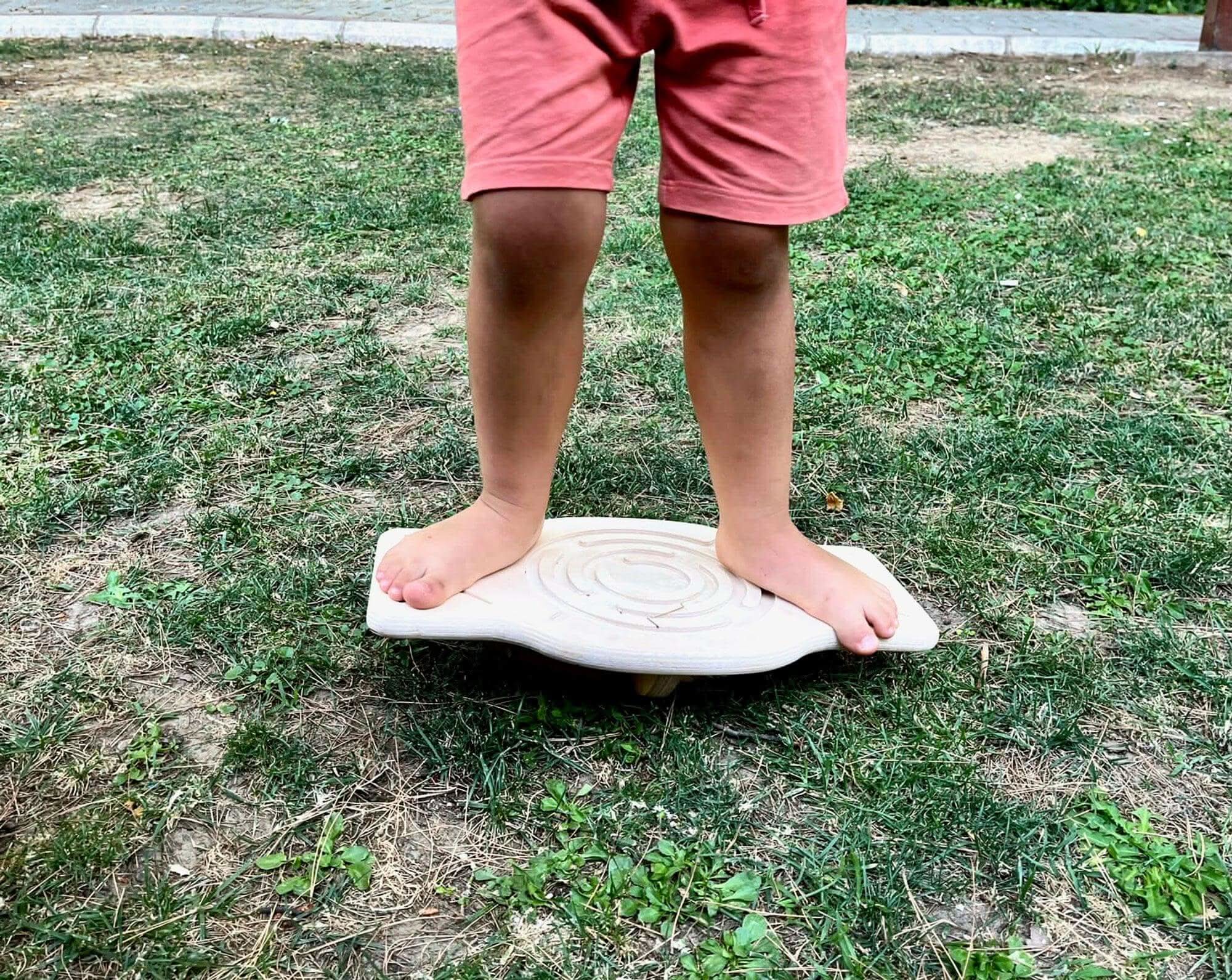 Planche d'Équilibre Labyrinthe en Bois Montessori